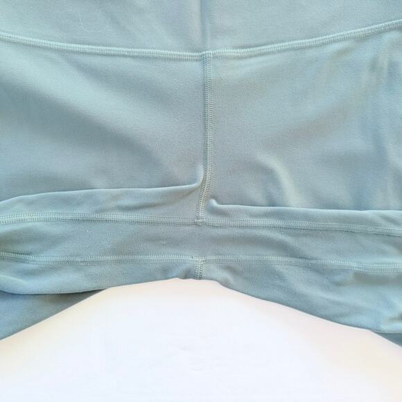 Lululemon Align Shorts Size 6 Juniper Green 8" High Rise Yoga Gym Cycle - Picture 3 of 5